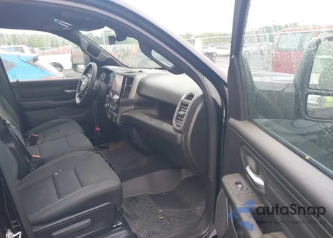 2025 Ram 1500 Tradesman 4X4 5'7 Box from USA, damaged, VIN 1C6RRFGG7SN711582